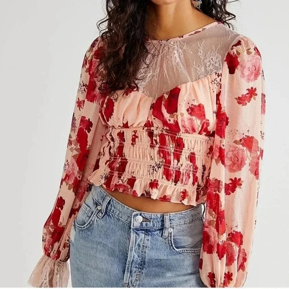Free People Tops - FREE people Daphne Blouse in Romantic floral Combo balloon sleeves Medium